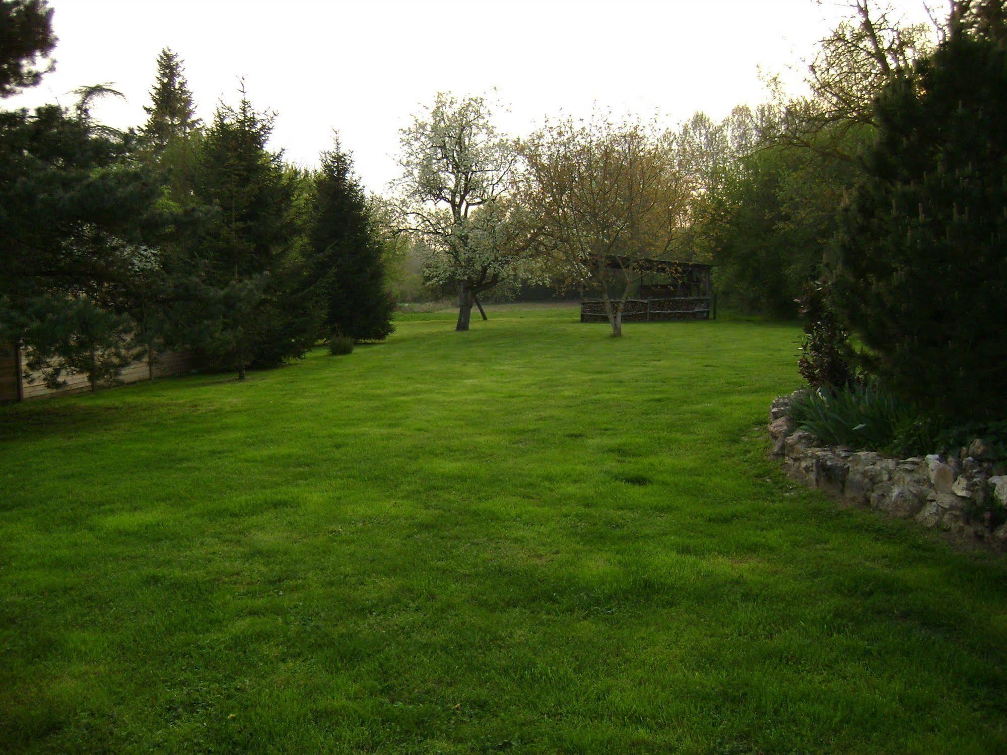 Les Chandelles Bed & Breakfast Villiers-le-Morhier Zewnętrze zdjęcie